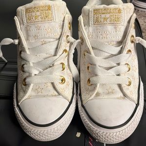 Golden star converse and no need to tie your shoes